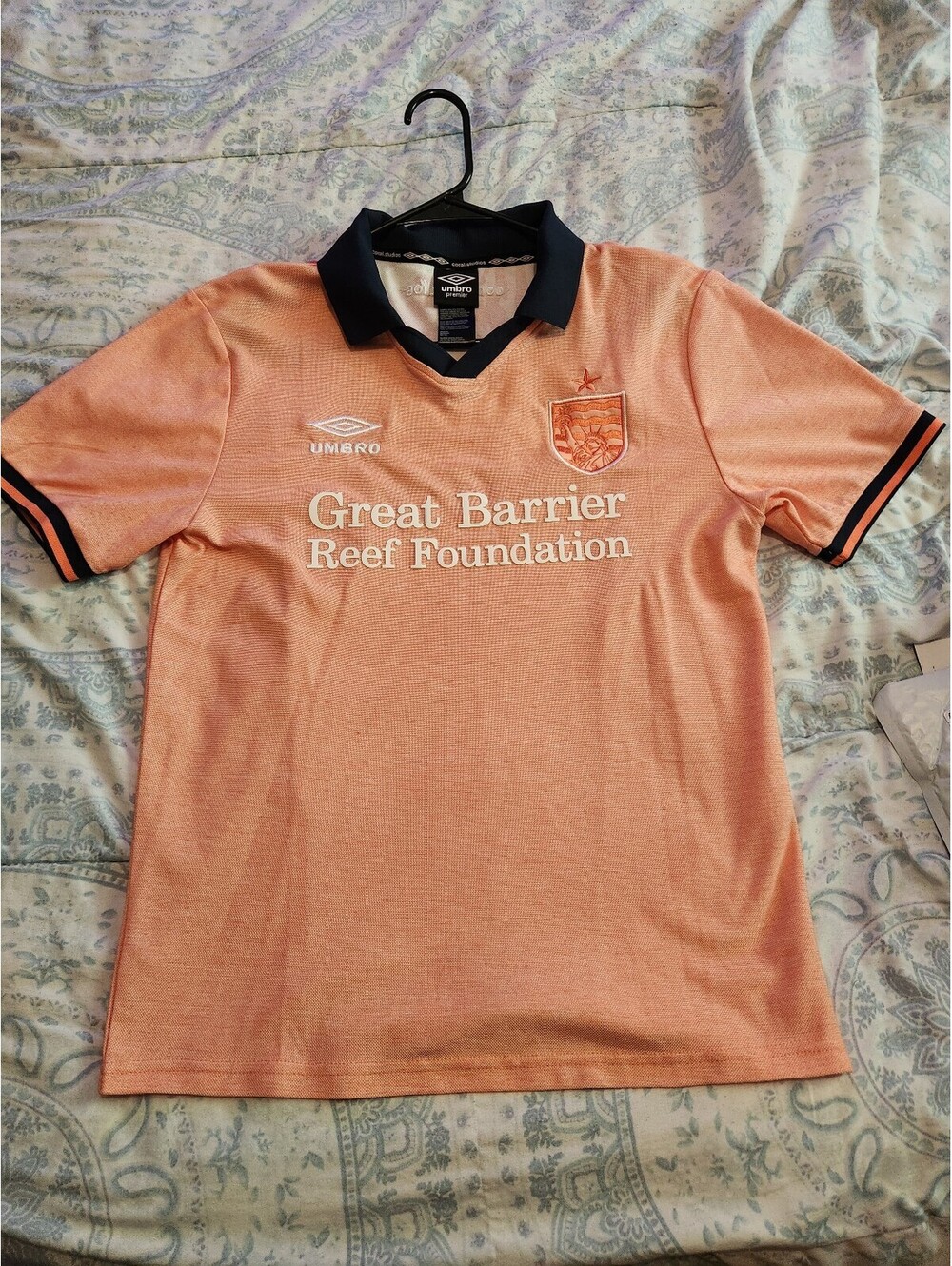 Umbro Premier X Coral Studios Rare Home Soccer Jersey Size M